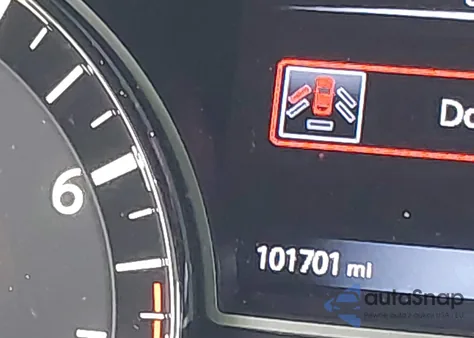 2016 Nissan Pathfinder Platinum z USA, uszkodzony, nr VIN 5N1AR2MN1GC623031